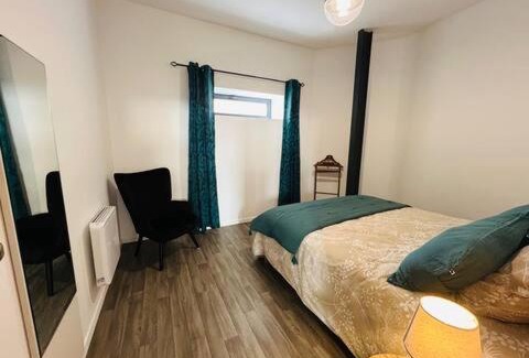 Neuville-de-Poitou Apartment | Le Loft Indus de Neuville- Futuroscope- Aquascope