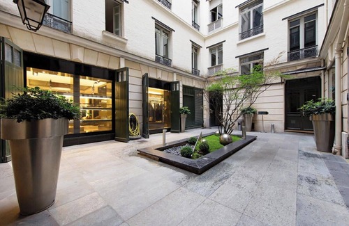 Champs-Elysees Apartment | Le Loft Triangle D'or - 220m2 - Paris 8eme