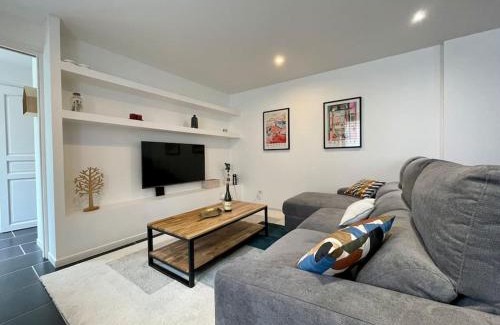 Saint-Vigor-le-Grand House | Le logis BAYA - WEEKEND & HOLIDAY - WIFI & TV