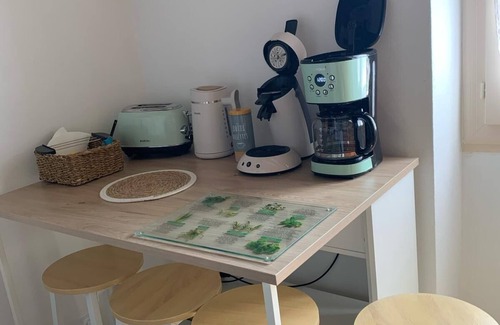 Payrignac House | Le logis d'Epicure Charming house in the heart of a typical Lot village.