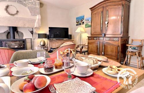 Saint-Jouan-des-Guerets Bed & Breakfast | Le logis de francoise