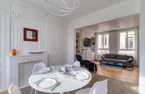 Gare Apartment | Le Majestin - Appt 6p Calais centre