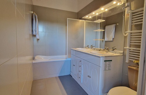 Lisle-sur-Tarn House | Le Manoir De Lisle