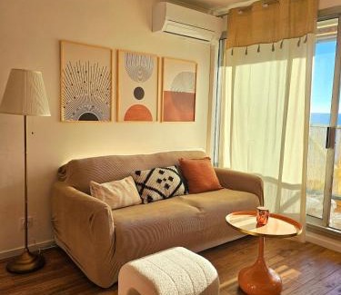 Sete Apartment | LE MARTY 46, Jolie Déco, Vue Mer, Climatisation, Parking Privé, Piscine