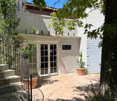 Salon-de-Provence Hotel | Le Mas Angelussi - Le Clos du Soleil