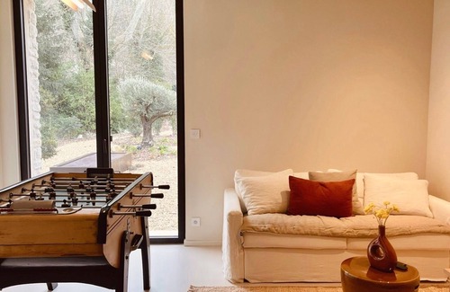 Fontaine-de-Vaucluse Other | Le Mas d'O, enjoy a vacation on the banks of the Sorgue!