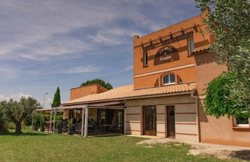 Lezignan-Corbieres Hotel | Le Mas De Gaujac