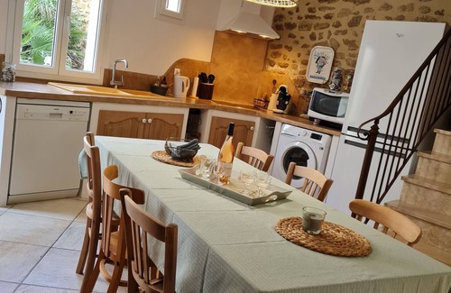 Grillon Other | LE MAS DE LA DAME JEANNE - Holidays in Provence-