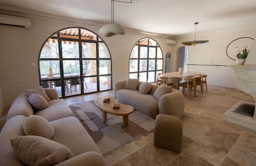 Lorgues Villa | Le Mas des Heures Dorées