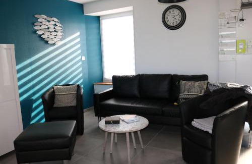 Bricqueville-sur-Mer House | LE MASCARET 47 b Gîte touristique 3 étoiles