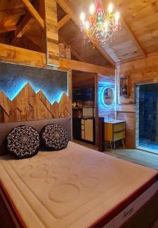 Salernes Ski Chalet | Le Masdemoiselle Chalet