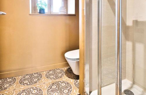 Perigueux Apartment | Le Mataguere, 1 bedroom with garden and sauna