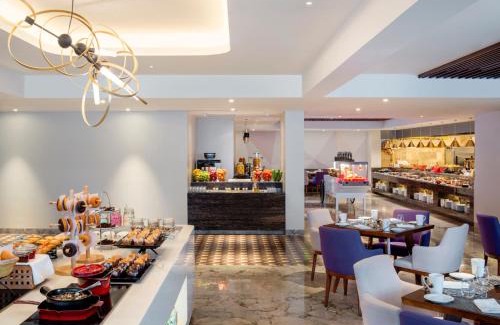 Gauravaddo Hotel | Le Meridien Goa, Calangute