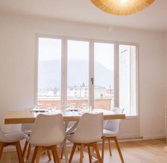 Albertville Apartment | Le Mirat - Private & Balcon