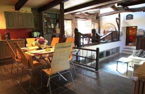 Saint-Urbaine House | Le moulin de Beuzidou