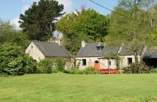 Treflaouenan House | Le moulin de Kerdreïn, charming gîte