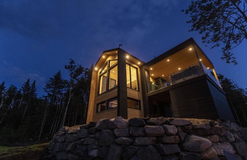 Lac Beauport Ski Chalet | Le Nørr - Maelström (CITQ #302901)
