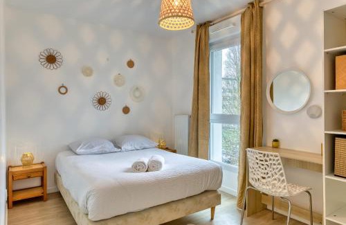 Quartier Sapins-Chatelet-Lombardie Apartment | Le Nicole un appartement en duplex avec balcon et place de parking