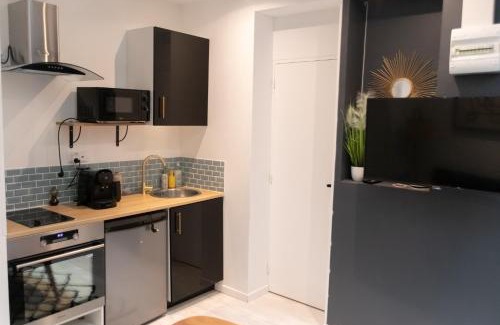 Sainte-Anne - Faubourg Noyon Apartment | Le Nid Perché