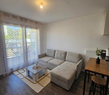 Villiers-le-Bel Apartment | Le Nid Urbain