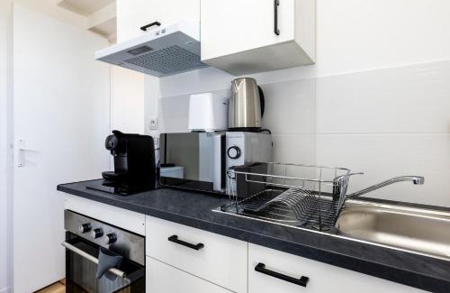 Attignat Apartment | Le Nido - stationnement privé gratuit