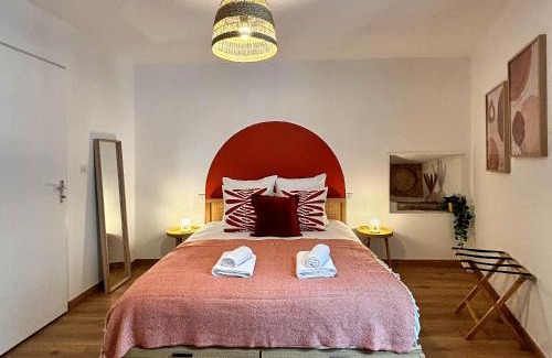 Nevers Apartment | Le Oliva chez les M by Primo Conciergerie