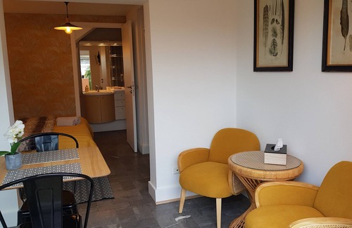 Donville-les-Bains Apartment | Le p'tit gousset renovated cocoon 100m from the sea.