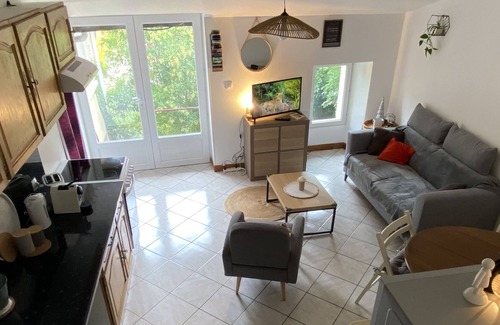 Sourribes Apartment | Le p'tit sourribois, a cozy and comfortable apartment