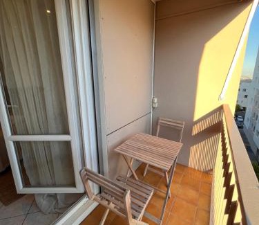 Oullins Apartment | Le paisible