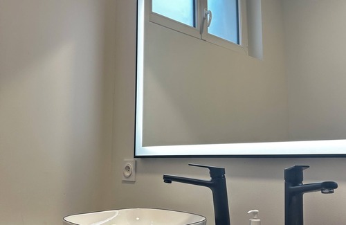 Montauban Apartment | Le paisiblement votre, 3 Bedrooms