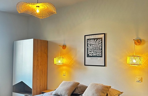 Montauban Apartment | Le paisiblement votre, 3 Bedrooms