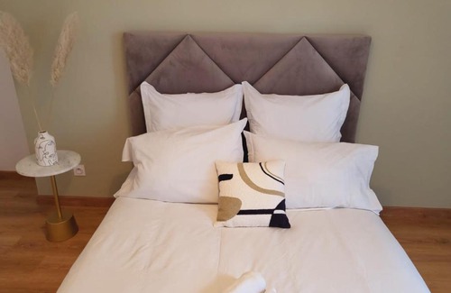 7th Arrondissement Apartment | Le Paradigme