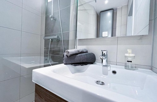 Saint-Louis Apartment | LE PARADIS FISCAL, 5min Bâle, parking privé