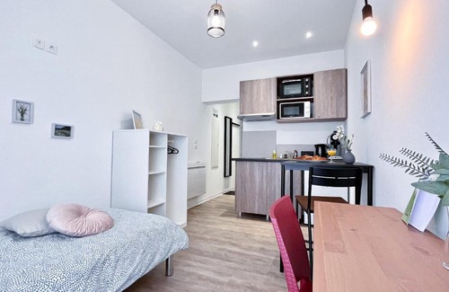 Saint-Louis Apartment | LE PARADIS FISCAL, 5min Bâle, parking privé