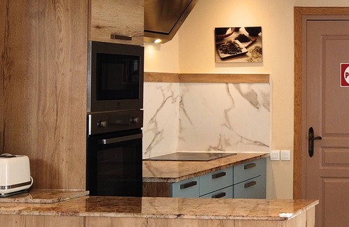 Orcival Hotel | Le Paradis