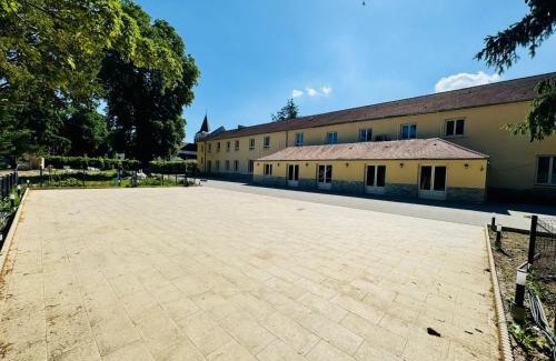 Villeneuve-sous-Dammartin Bed & Breakfast | Le parc d'eden