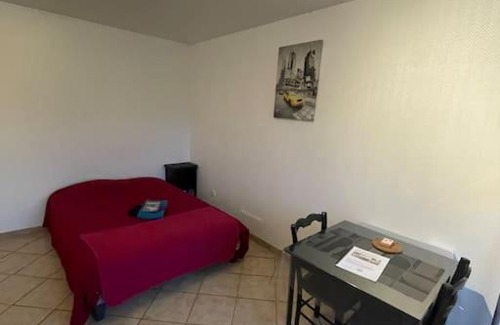 Paroy-sur-Tholon Apartment | Le passage - Wi-Fi