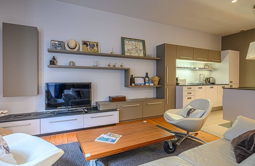 Vannes Apartment | Le Patio - Bel Appartement de caractère hypercentre de Vannes !