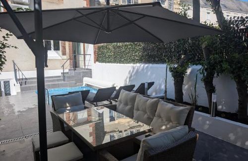 Montlucon Apartment | Le Patio - Villa Valmy - Hypercentre - Gare SNCF