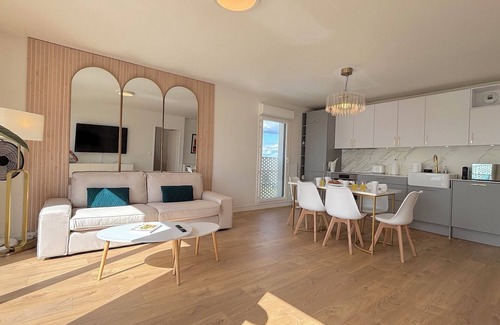 Parc-Nord Apartment | Le Penthouse Pesaro