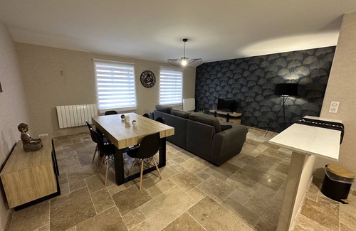 Replonges Apartment | Le petit Phuket