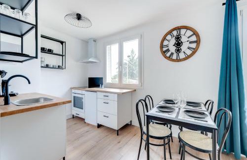 Quartier Beauregard-Boufflers-Buthegnemont-Boudonville Apartment | Le Petit Calypso