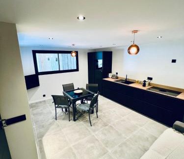 Cassis Apartment | Le Petit Canaille