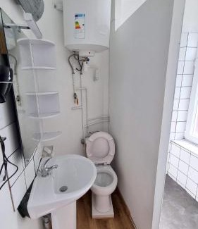 Avesnes-sur-Helpe Apartment | Le petit Château Avesnois - Studio pour 2 personnes - Cuisine Partagée