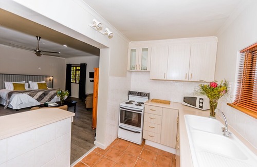 Durbanville House | Le Petit Chateau