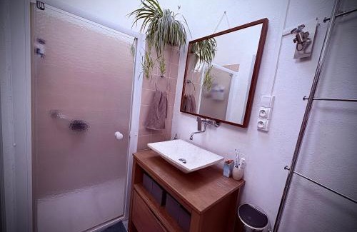 Brissac House | Le petit coin de Paradis