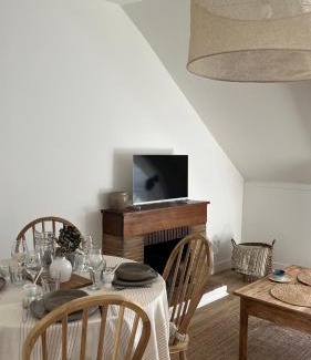 Concarneau Apartment | Le Petit Cottage - Appartement Centre-Ville & Plage