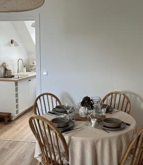 Concarneau Apartment | Le Petit Cottage - Appartement Centre-Ville & Plage
