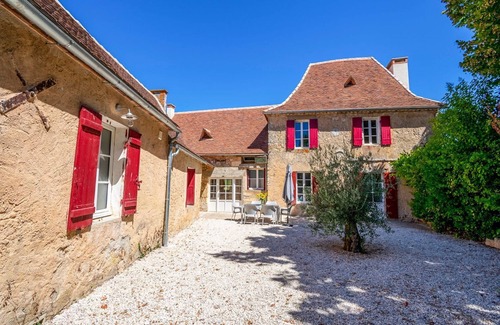 Baneuil Villa | Le Petit Cour - Three Bedroom Villa, Sleeps 6