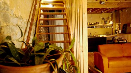 Hastiere-Lavaux House | Le petit gîte de Maurenne